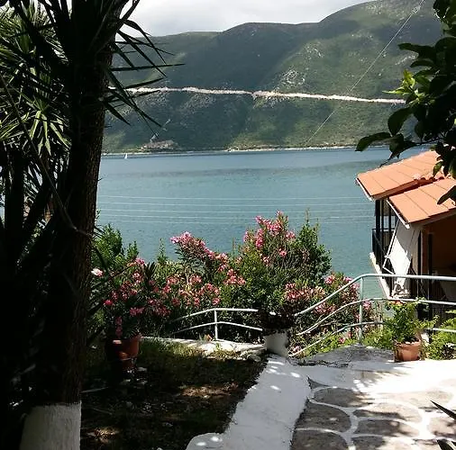 Delfini Bay Retreat