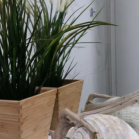 Delfini Bay Retreat Apartamento