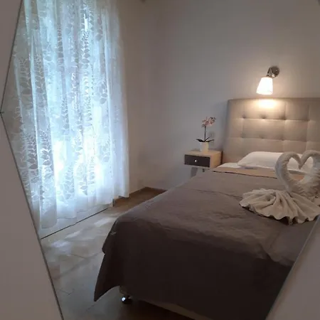 Delfini Bay Retreat شقة *