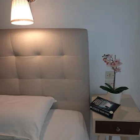 Delfini Bay Retreat *