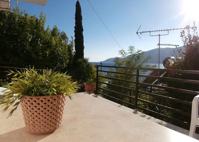 Апартаменты Delfini Bay Retreat Василики