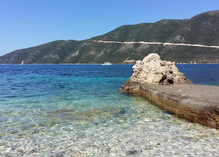 Delfini Bay Retreat Апартаменты *