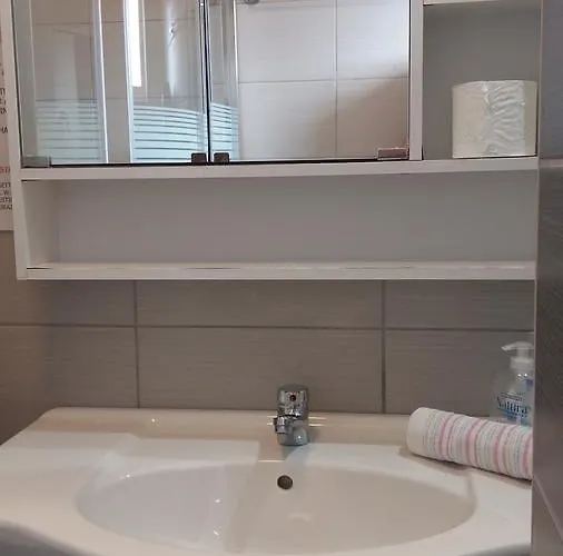 Delfini Bay Retreat Апартаменты